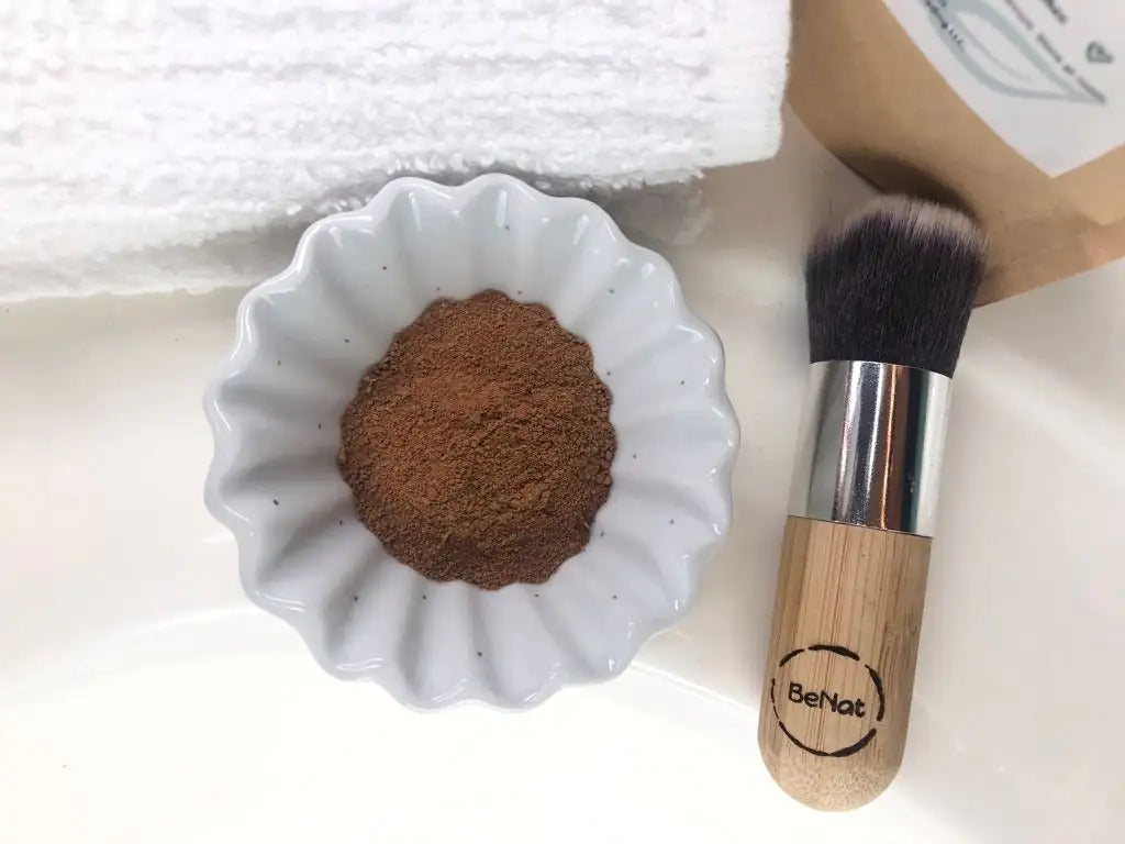 All-Natural Mud and Arnica Mask for Clear Skin