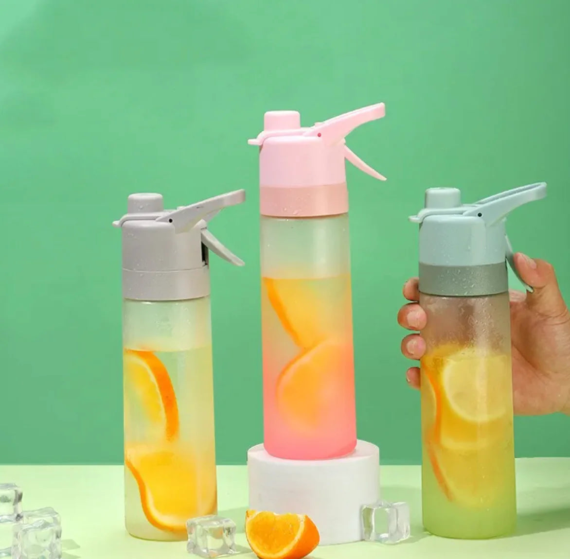 Gradient Fog Sports Bottle: Stylish Hydration Solution