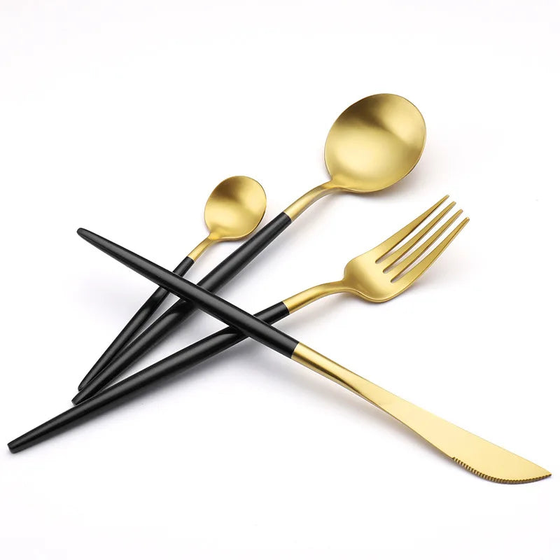 Gilt Rim Black Porcelain Dinner Plates Set for Elegant Dining