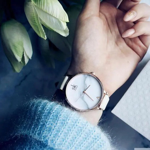 Elegant Watch for Women - Timeless Fashion Statement